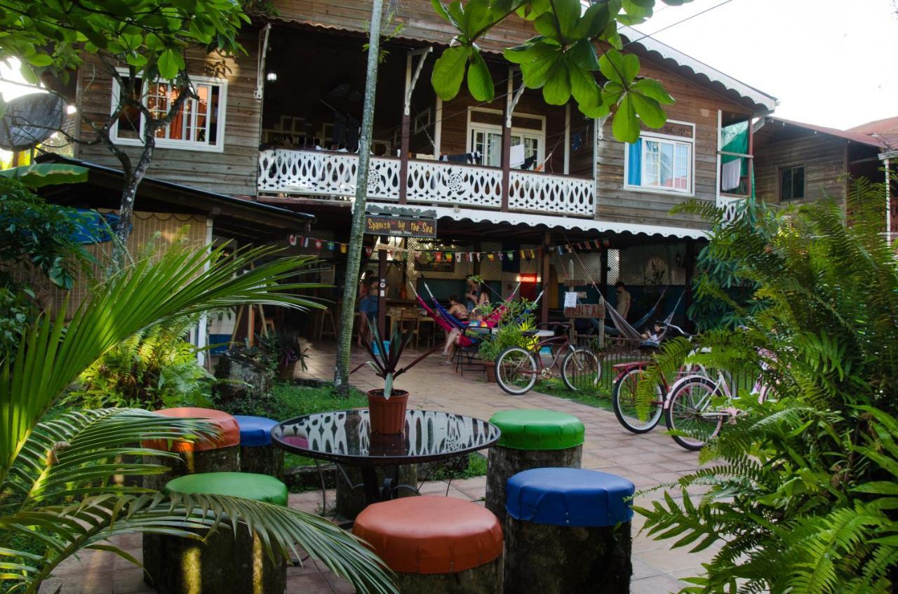Spanish By The Sea - Bocas Bocas del Toro Exterior photo